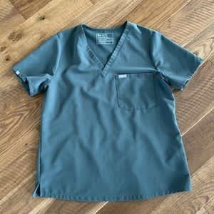 Figs scrub top-Bonsai color